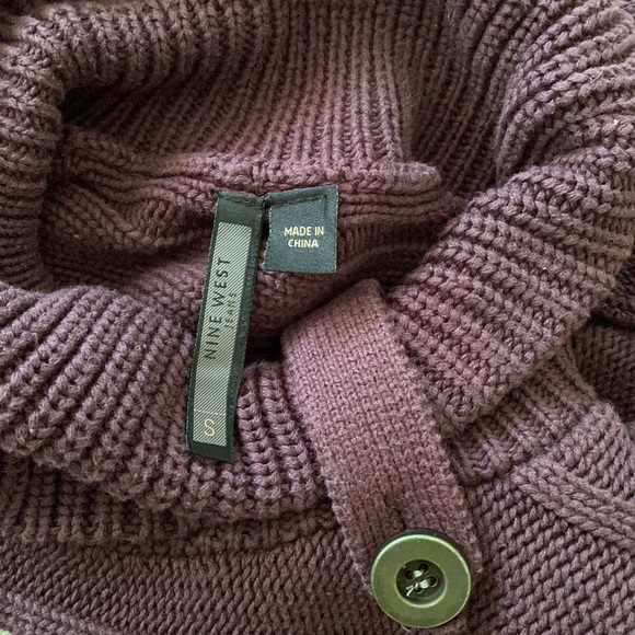 Nine West Short Sleeve Turtleneck Sweater-Small - Picture 7 of 7